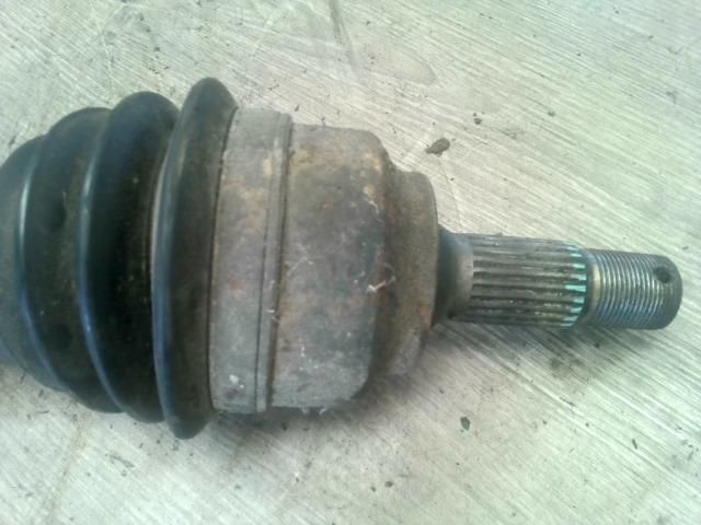 bontott PEUGEOT 307 Bal Féltengely