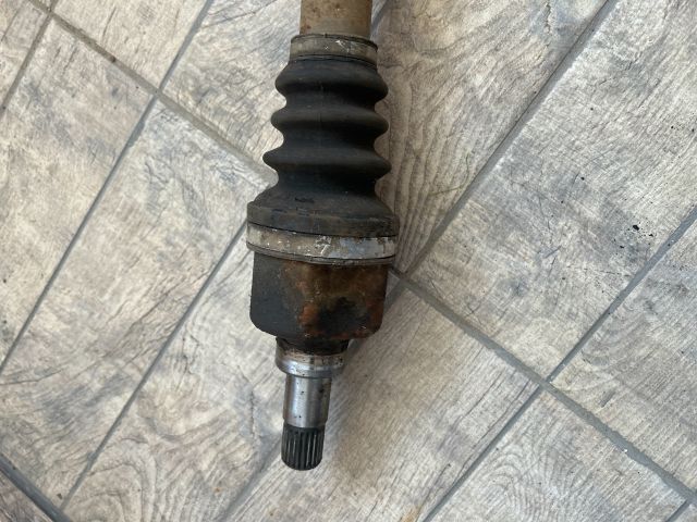 bontott PEUGEOT 307 Bal Féltengely