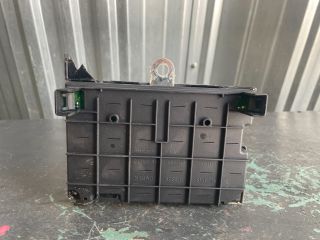 bontott PEUGEOT 307 Biztosítéktábla Motortér