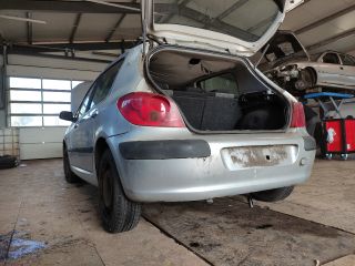 bontott PEUGEOT 307 Biztosítéktábla Motortér