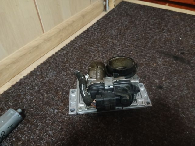 bontott PEUGEOT 307 Fojtószelep (Elektromos)