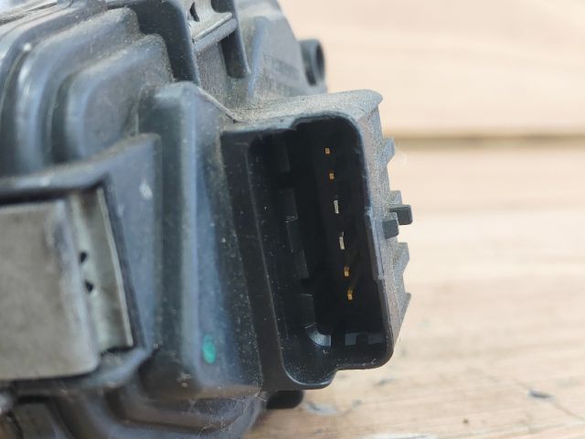 bontott PEUGEOT 307 Fojtószelep (Elektromos)