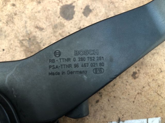 bontott PEUGEOT 307 Gázpedál (Elektromos)