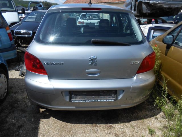 bontott PEUGEOT 307 Homlokfal (Üres lemez)