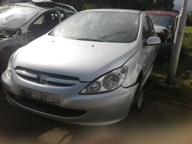 bontott PEUGEOT 307 Homlokfal (Üres lemez)