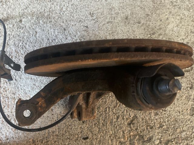 bontott PEUGEOT 307 Jobb első Kerékagy