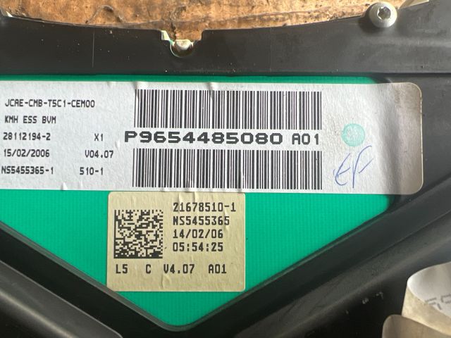 bontott PEUGEOT 307 Kilométeróra