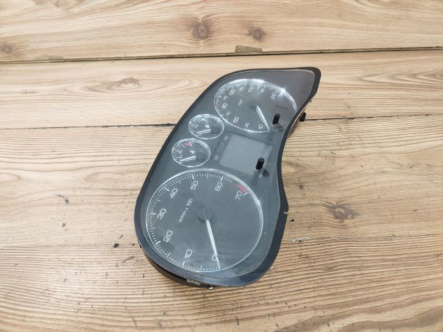 bontott PEUGEOT 307 Kilométeróra