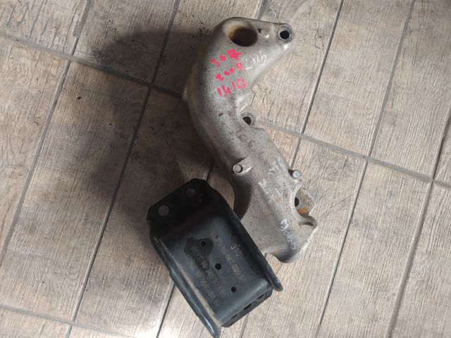 bontott PEUGEOT 307 Motor Tartó Bak Jobb