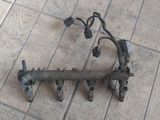 bontott PEUGEOT 307 Porlasztó Sor / Híd