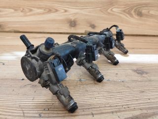 bontott PEUGEOT 307 Porlasztó Sor / Híd