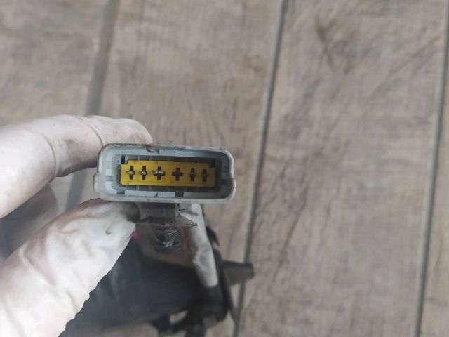 bontott PEUGEOT 307 Porlasztó Sor / Híd