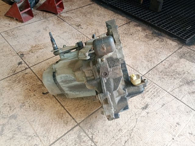 bontott PEUGEOT 307 Váltó (Mechanikus)