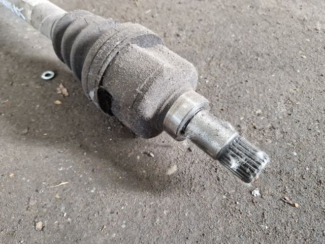 bontott PEUGEOT 307 Bal Féltengely