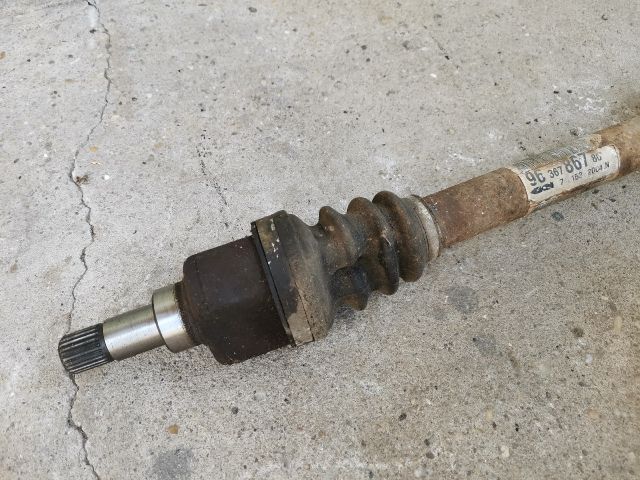 bontott PEUGEOT 307 Bal Féltengely