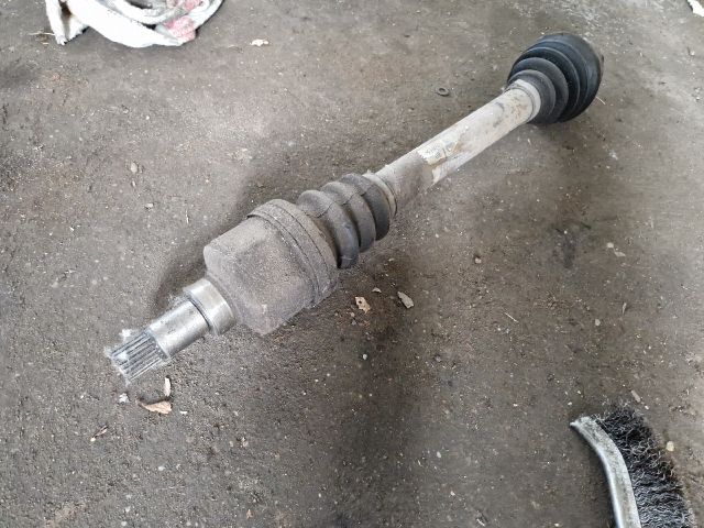 bontott PEUGEOT 307 Bal Féltengely