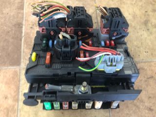 bontott PEUGEOT 307 Biztosítéktábla Motortér