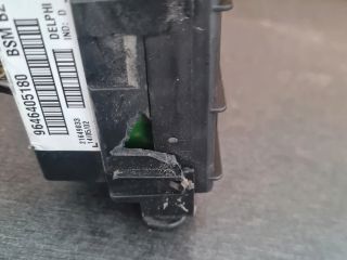 bontott PEUGEOT 307 Biztosítéktábla Motortér