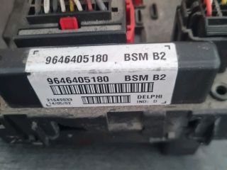 bontott PEUGEOT 307 Biztosítéktábla Motortér