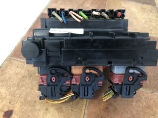 bontott PEUGEOT 307 Biztosítéktábla Motortér