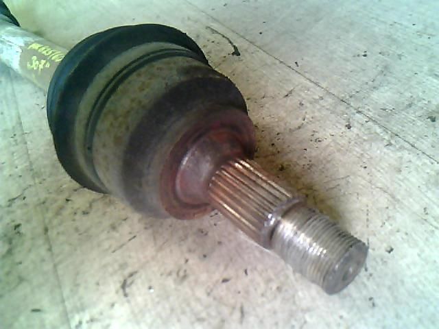 bontott PEUGEOT 307 Bal Féltengely