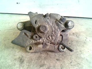 bontott PEUGEOT 307 Bal hátsó Féknyereg Munkahengerrel