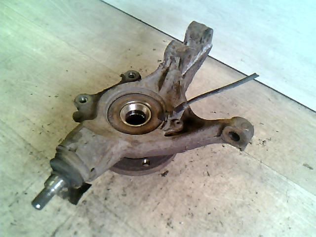 bontott PEUGEOT 307 Jobb első Csonkállvány Kerékaggyal