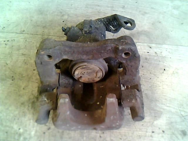 bontott PEUGEOT 307 Jobb hátsó Féknyereg Munkahengerrel