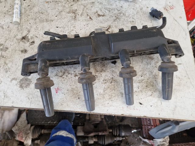 bontott PEUGEOT 307 Gyújtótrafó Szett