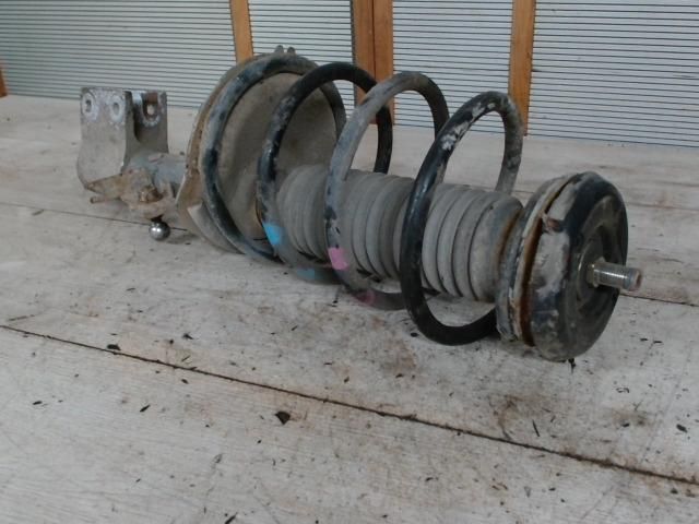 bontott PEUGEOT 307 Bal első Gólyaláb (Lengécsillapító, Rugó)