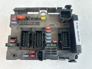 bontott PEUGEOT 307 Biztosítéktábla Motortér