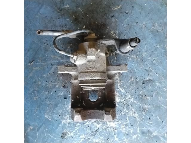 bontott PEUGEOT 307 Jobb hátsó Féknyereg Munkahengerrel