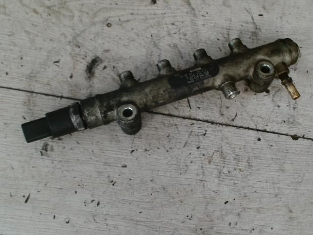 bontott PEUGEOT 307 Közösnyomócső