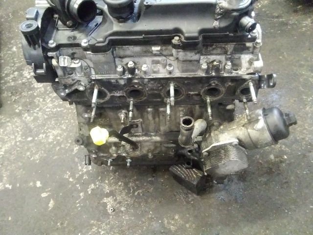 bontott PEUGEOT 307 Motor (Fűzött blokk hengerfejjel)