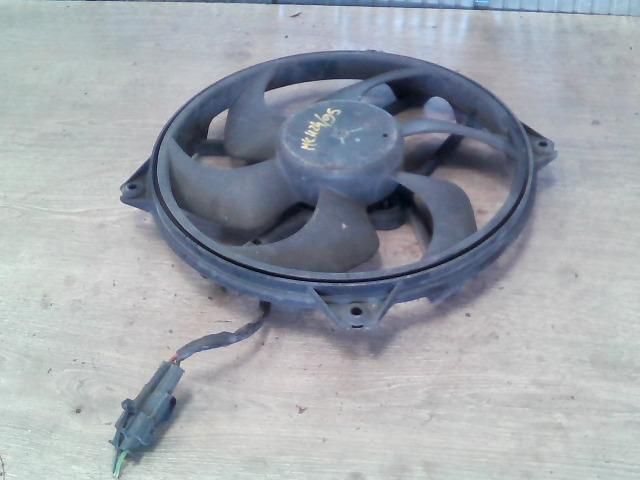 bontott PEUGEOT 307 Hűtőventilátor