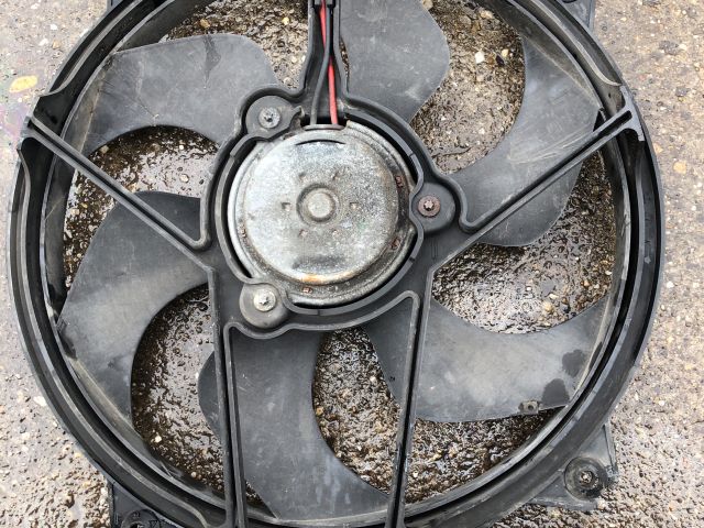 bontott PEUGEOT 307 Hűtőventilátor