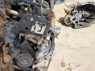 bontott PEUGEOT 307 Motor (Fűzött blokk hengerfejjel)