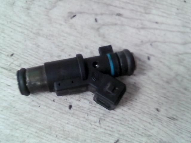 bontott PEUGEOT 307 Porlasztó (1 db)