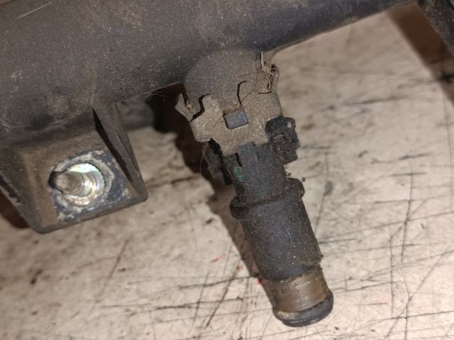 bontott PEUGEOT 307 Porlasztó (1 db)