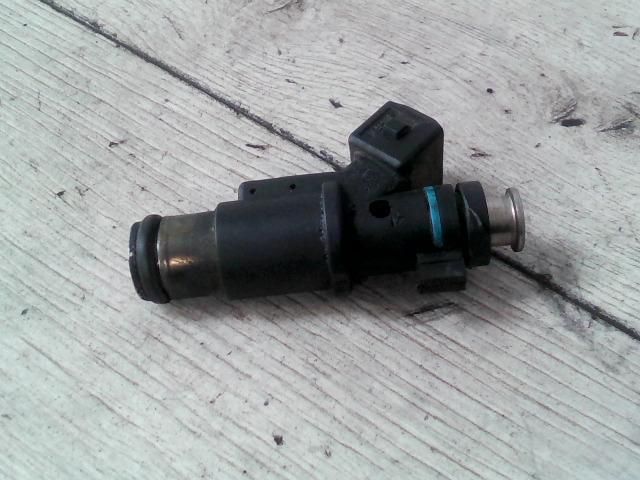 bontott PEUGEOT 307 Porlasztó (1 db)