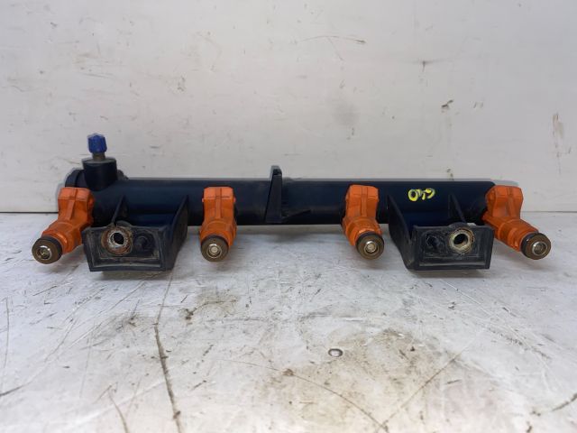 bontott PEUGEOT 307 Porlasztó Sor / Híd