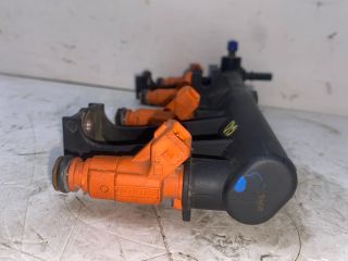 bontott PEUGEOT 307 Porlasztó Sor / Híd