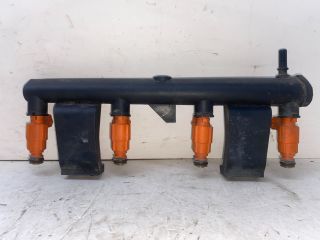 bontott PEUGEOT 307 Porlasztó Sor / Híd