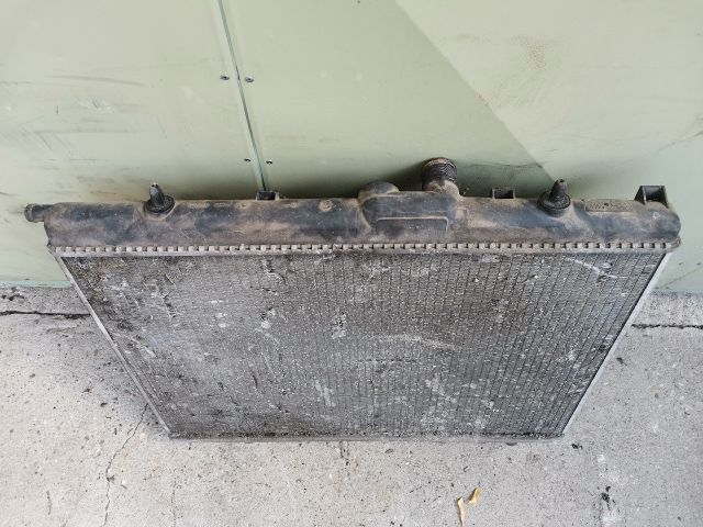 bontott PEUGEOT 307 Vízhűtő Radiátor (Klímás)