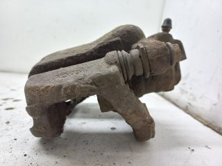 bontott PEUGEOT 307 Bal első Féknyereg Munkahengerrel