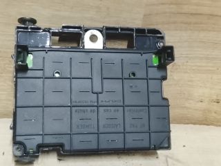 bontott PEUGEOT 307 Biztosítéktábla Motortér