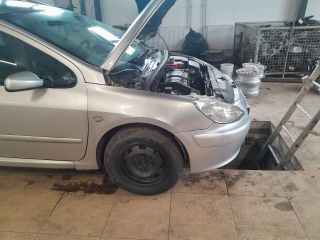 bontott PEUGEOT 307 Első Bölcső