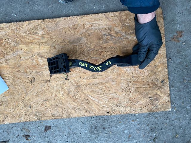 bontott PEUGEOT 307 Gázpedál (Elektromos)