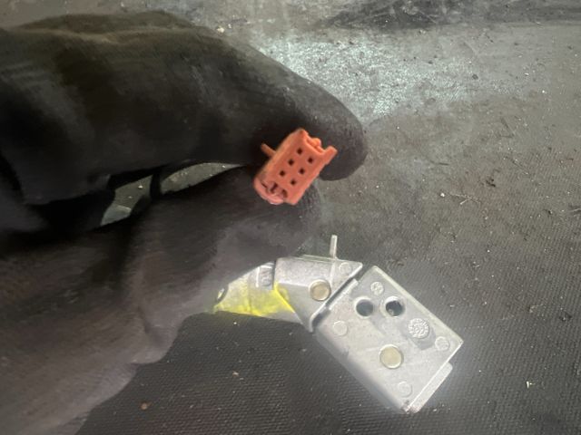 bontott PEUGEOT 307 Gyújtáskapcsoló