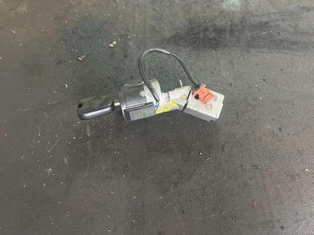 bontott PEUGEOT 307 Gyújtáskapcsoló